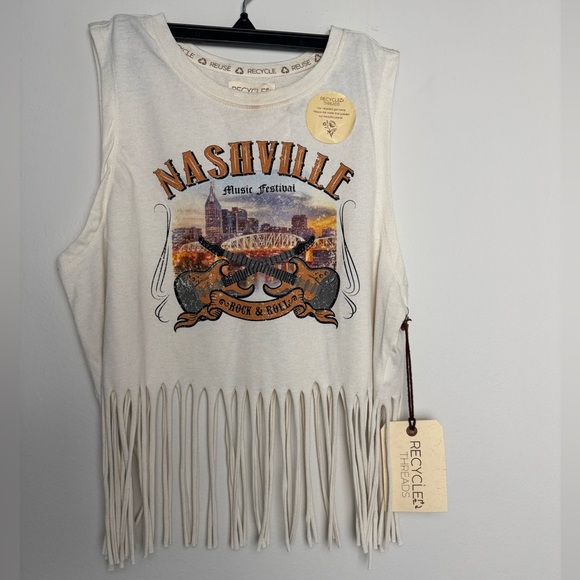 Nashville print, Women's Cream T-shirt (new with tag) - Picture 2 of 7